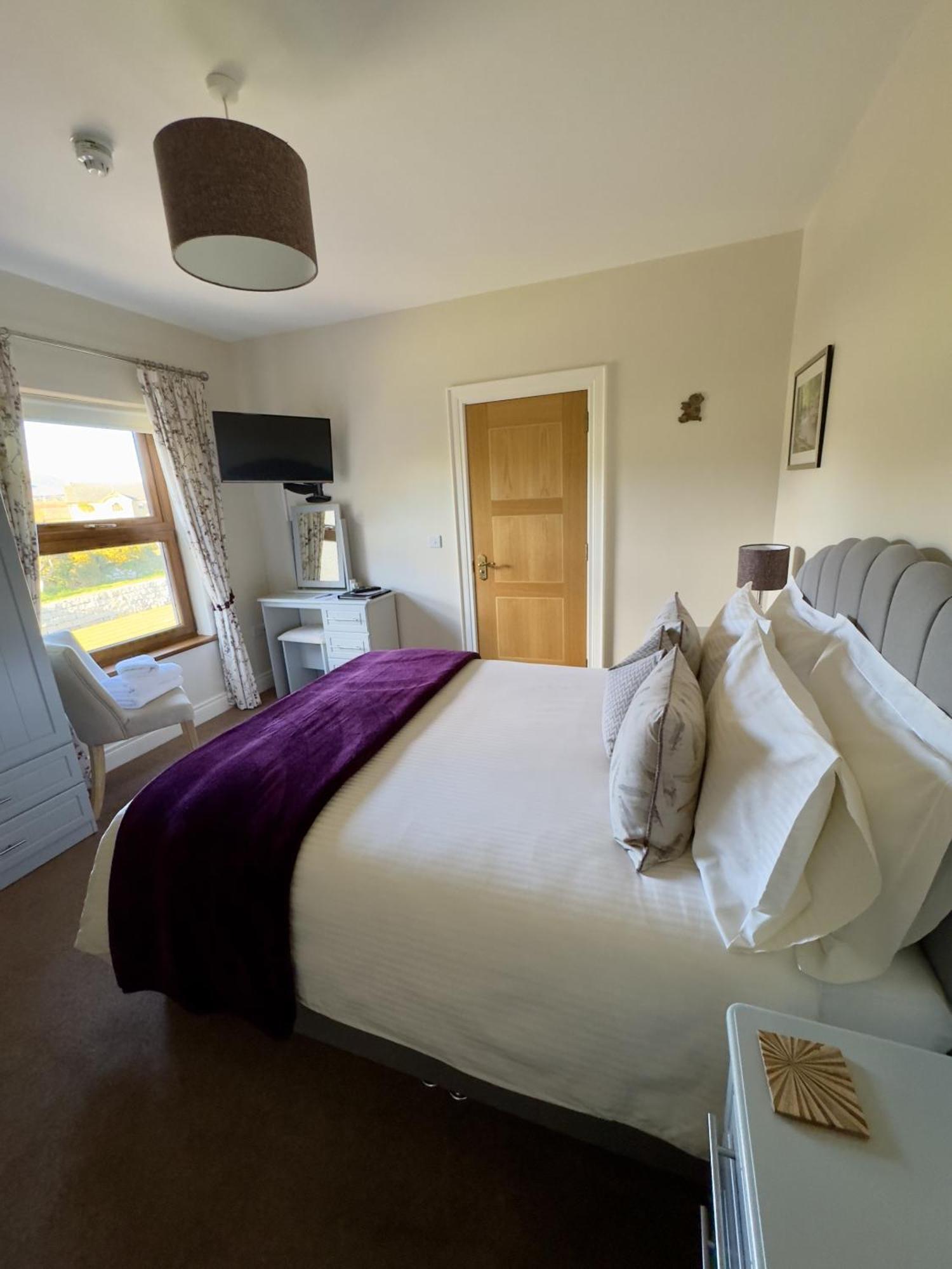 Mourne Country House Bed And Breakfast Kilkeel Room photo
